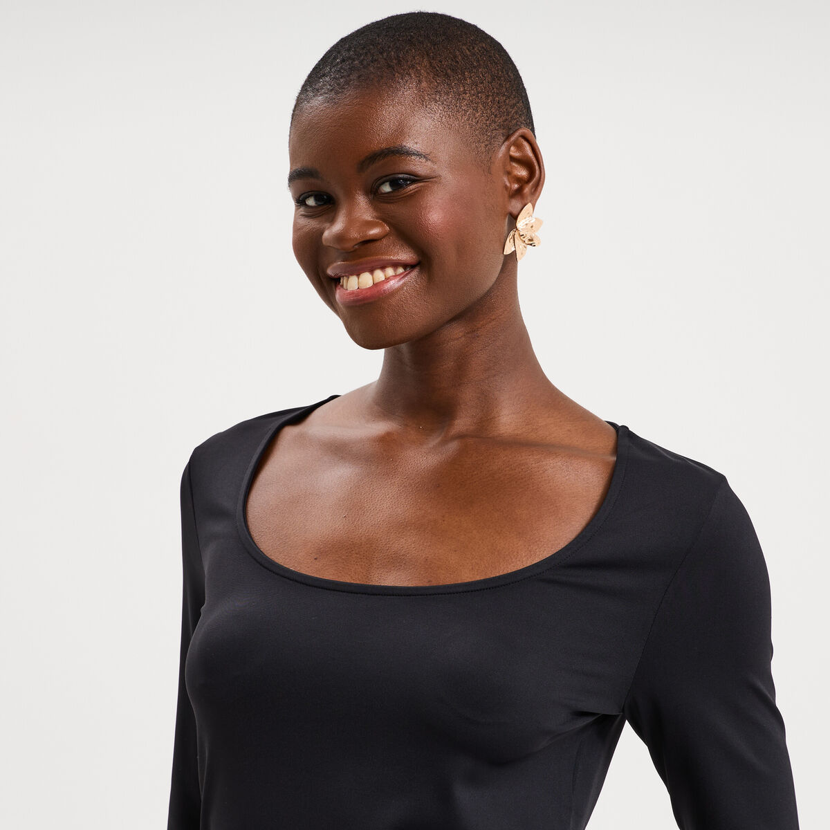 T-shirt ajust&eacute; manches longues noir femme