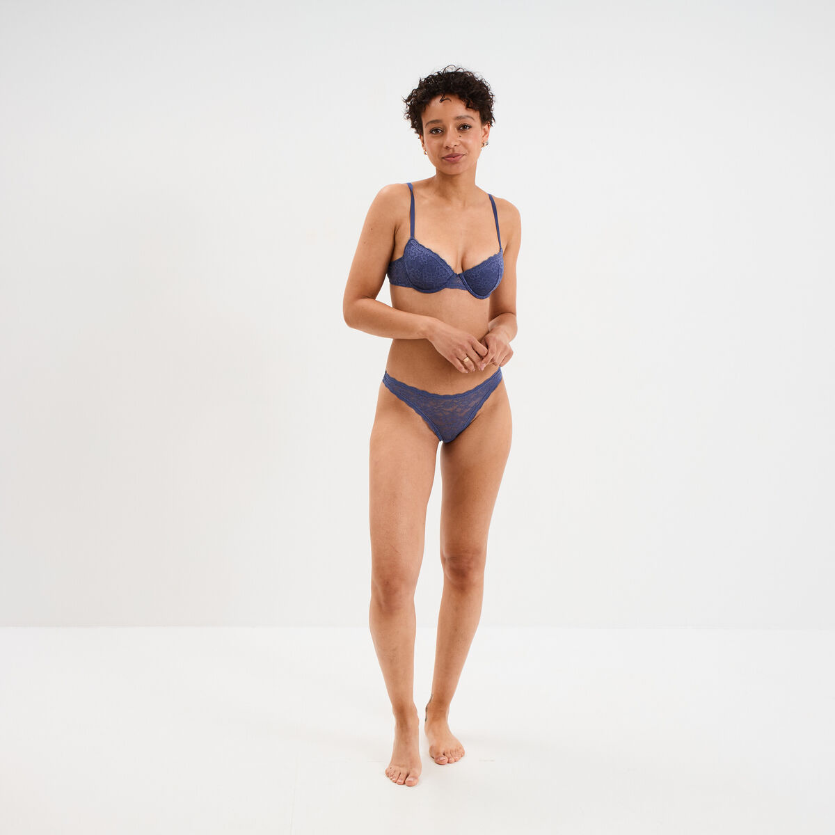 Soutien-gorge corbeille padd&eacute; dentelle bleu gris femme