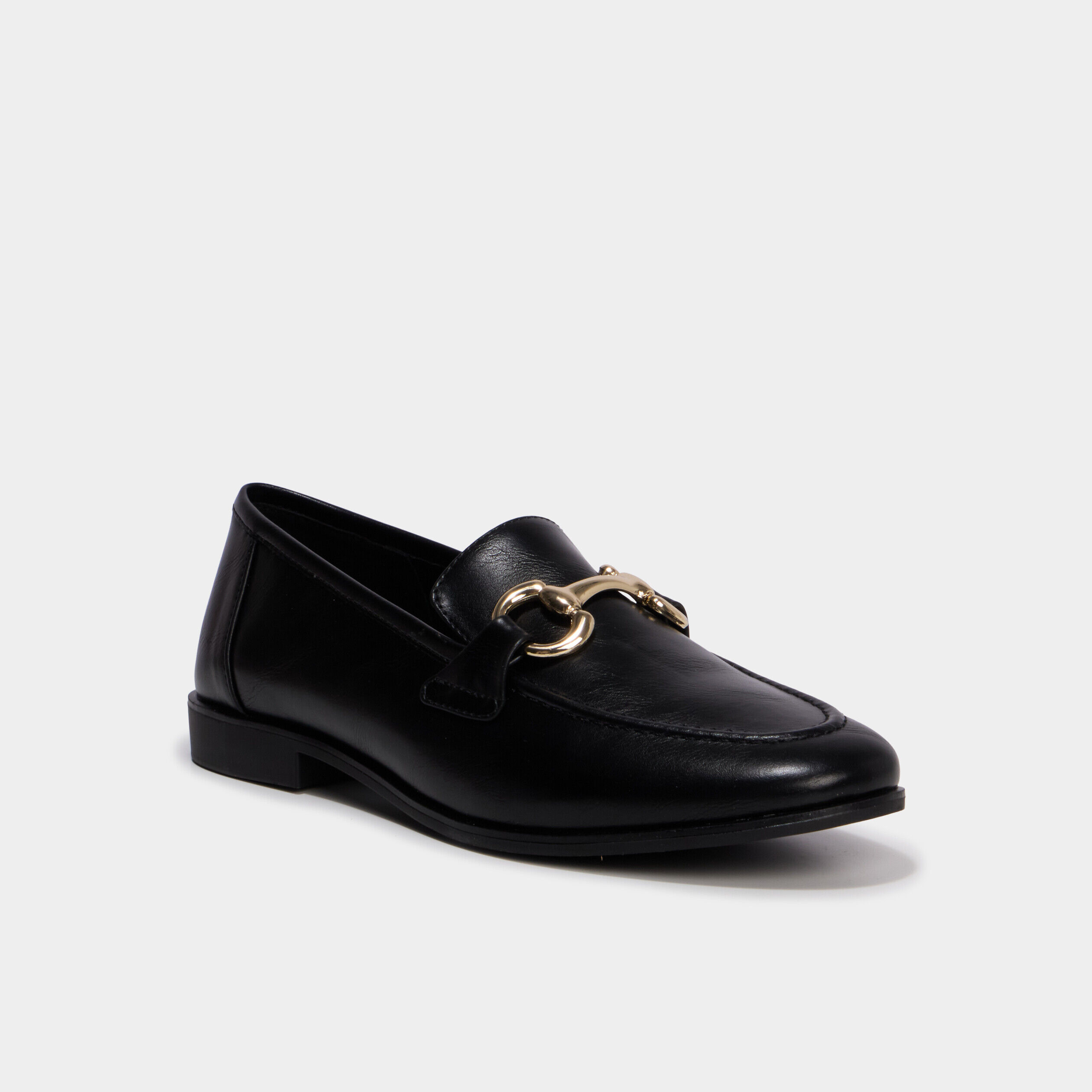 Mocassin femme à boucle métal plate noir femme