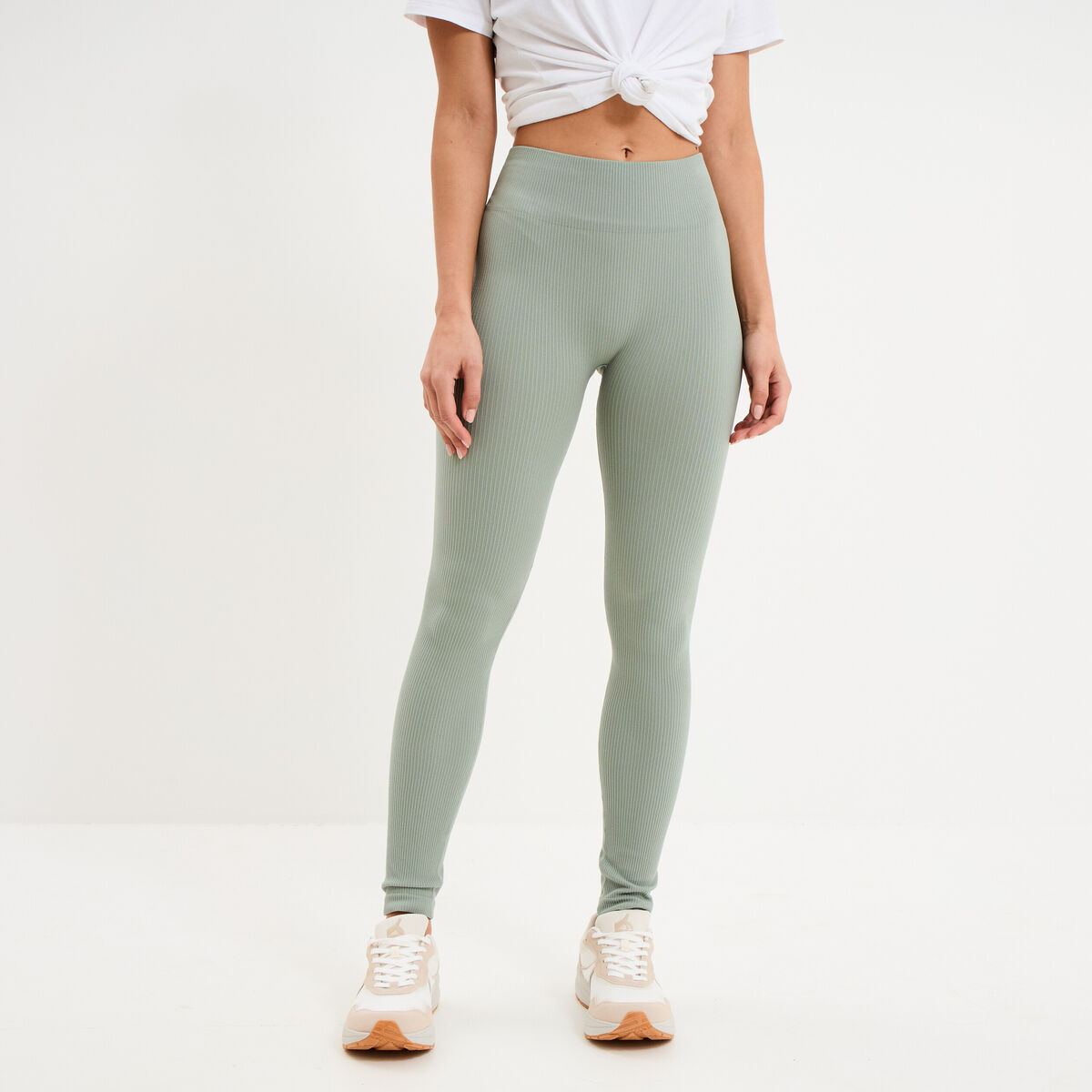 Legging de sport c&ocirc;tel&eacute; stretch vert pastel femme