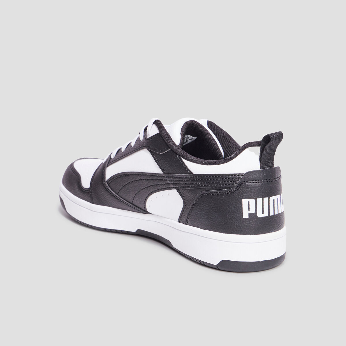 Tennis basses lacets Puma V6 noir homme