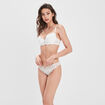 Tanga en dentelle ivoire femme
