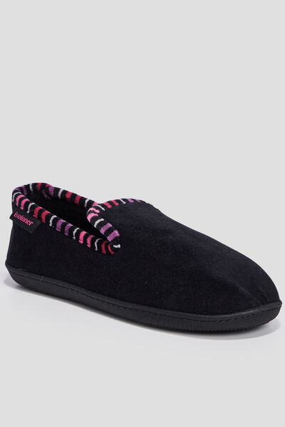 Chaussons Isotoner noir femme