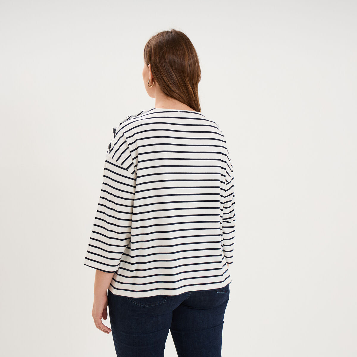 T-shirt manches 3/4 boutons &eacute;paules ecru femme grande taille