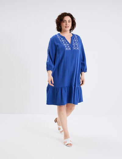 Robe brodée évasée gaze de coton bleu roi femme grande taille