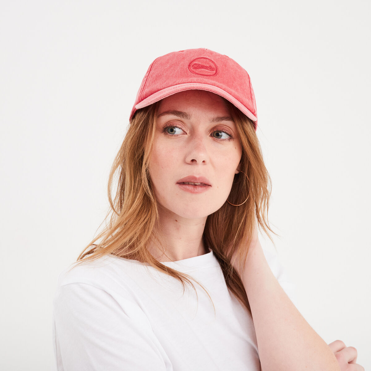 Casquette rouge clair femme