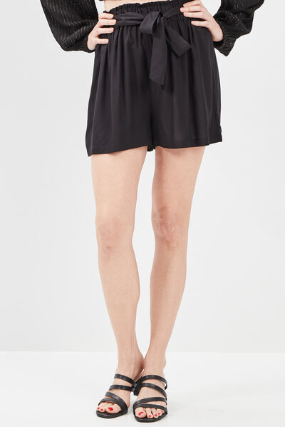 Short ample fluide noir femme