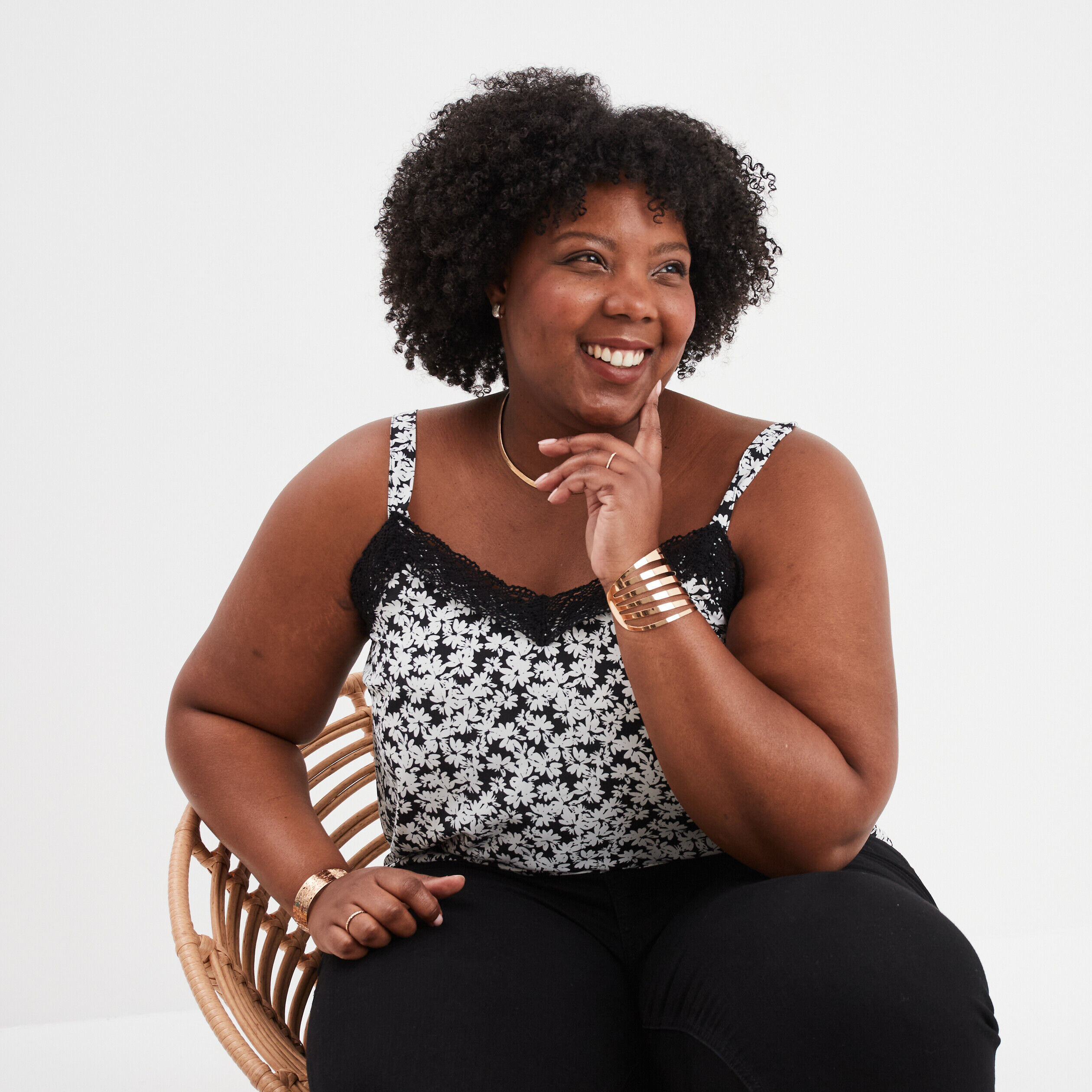 Débardeur fluide bretelles larges noir femme grande taille MODAVISTA