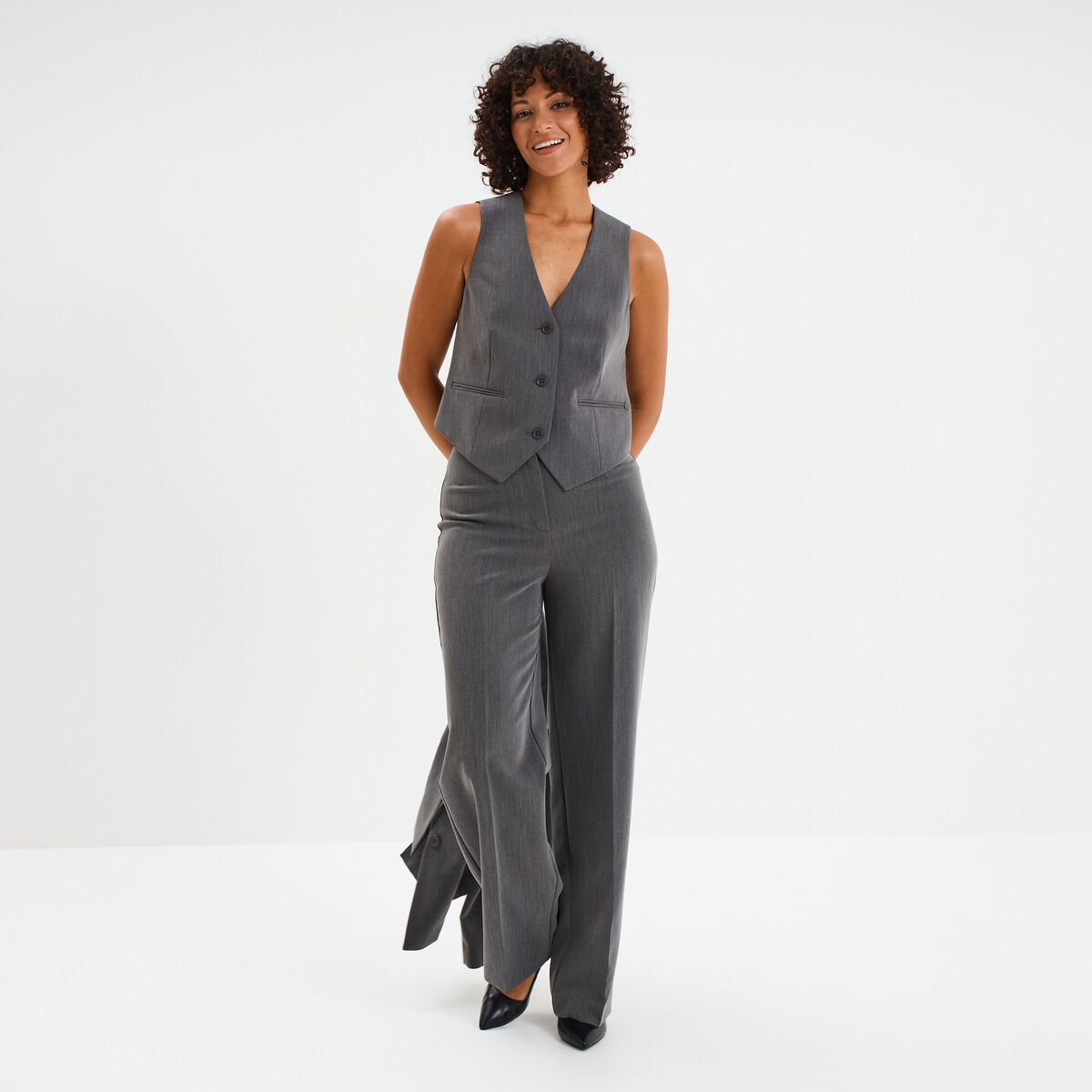 Gilet Barman sans manches ajust&eacute; gris fonc&eacute; femme