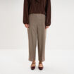 Blouse col montant &agrave; volants marron fonc&eacute; femme