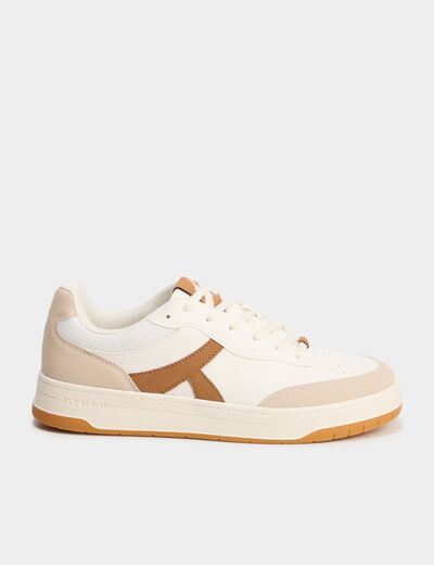 Baskets &agrave; lacets semelle plate marron clair homme