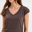 T-shirt col v poche poitrine marron fonc&eacute; femme