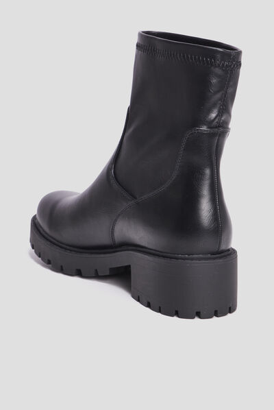 Bottines ranger crantées noir femme
