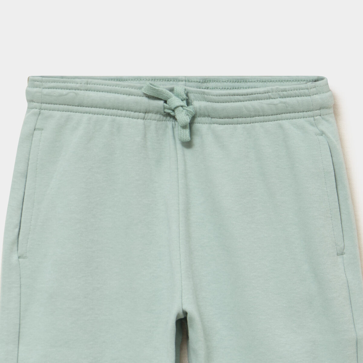 Short jogging droit taille &eacute;lastiqu&eacute;e vert pastel gar&ccedil;on