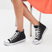 Baskets en toile montantes &agrave; lacets noir femme