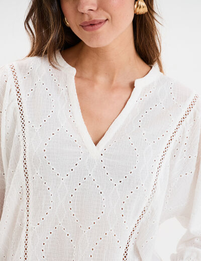 Blouse ajour&eacute;e manches 3/4 col en V blanc femme