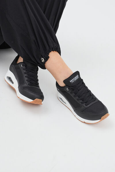 Baskets running mémoire forme Skechers noir femme