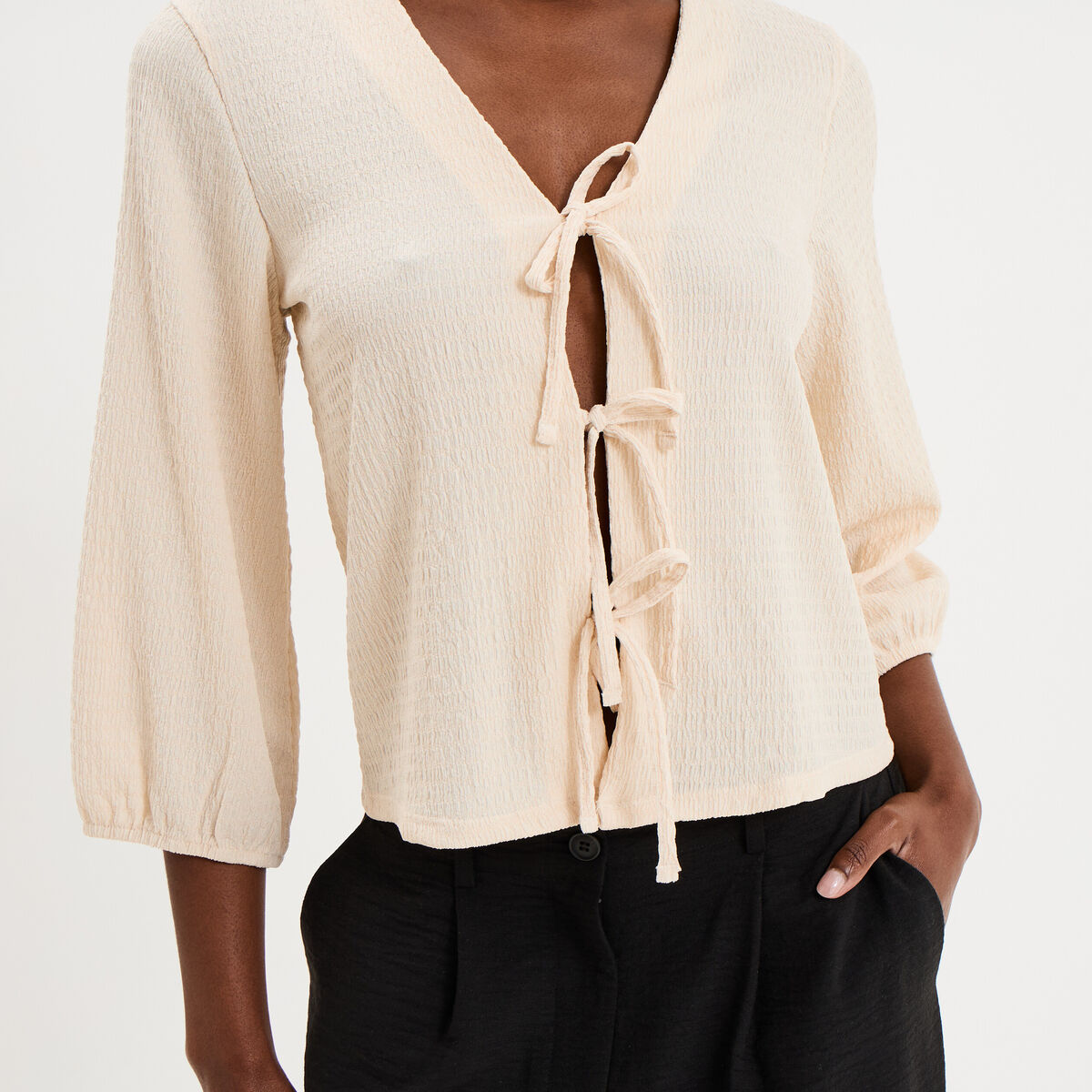 Blouse nou&eacute;e devant manches 3/4 sable femme