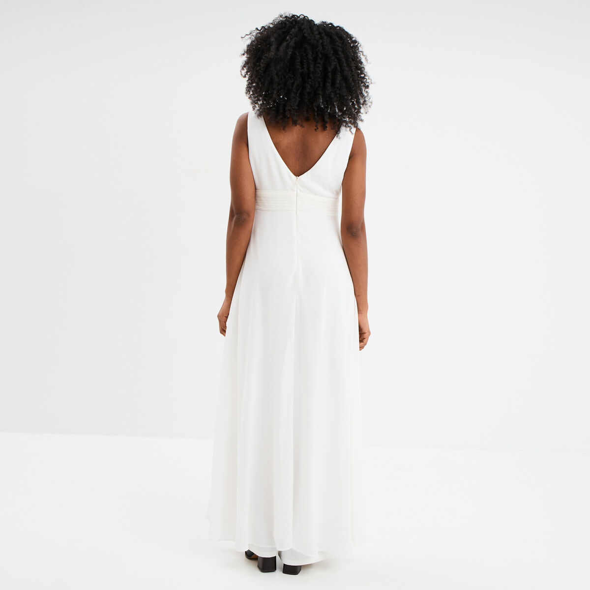 Combinaison pantalon avec voile jupe blanc femme