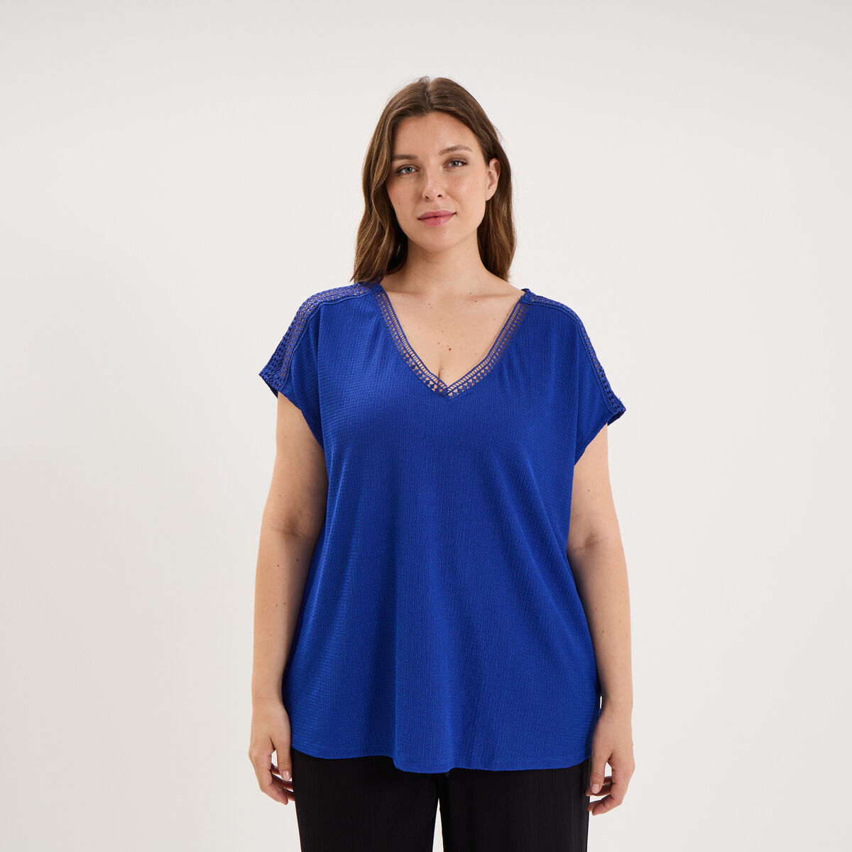 T-shirt bandes dentelle col en V bleu electrique femme grande taille