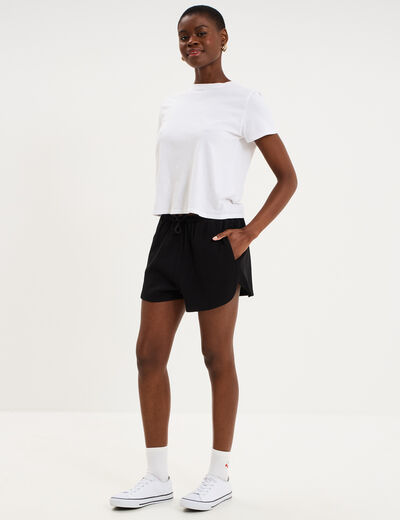 Short droit effet gaufr&eacute; coton noir femme