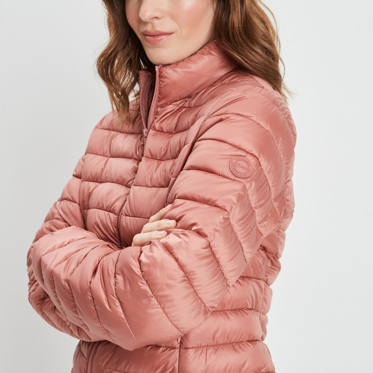 Doudoune légère droite courte rose poudrée femme