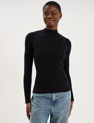Pull ajust&eacute; c&ocirc;tel&eacute; col montant noir femme
