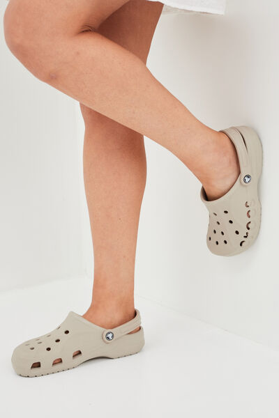 Sabots &agrave; bride ajour&eacute; Crocs sable femme