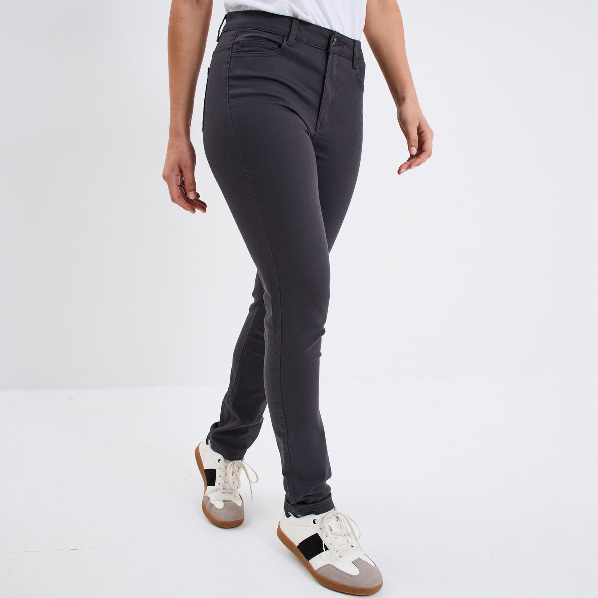Pantalon slim en coton elasthanne gris foncé femme