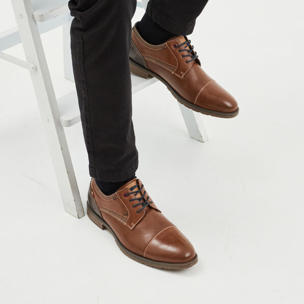 derbies a lacets bout amande marron homme Derbies à lacets bout amande marron homme