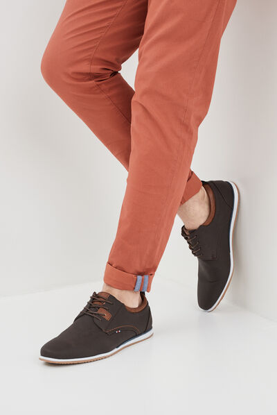 Derbies texturées à lacets marron homme