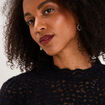 Blouse dentelle col montant noir femme