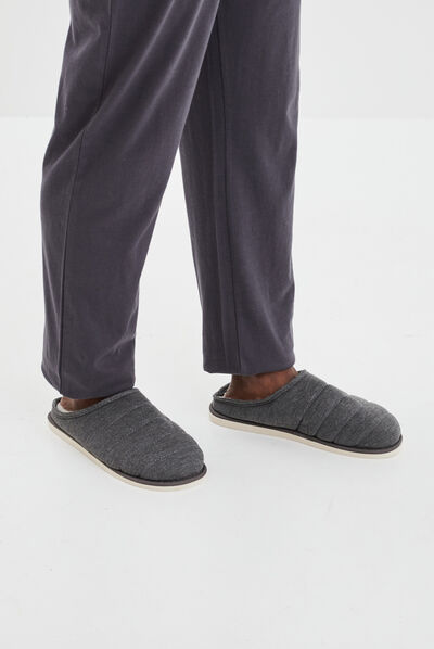 Chaussons mules matelassés fourrés gris homme