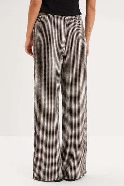 Pantalon large effet gaufr&eacute; marron chocolat femme