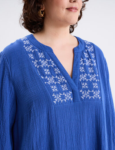 Robe brodée évasée gaze de coton bleu roi femme grande taille