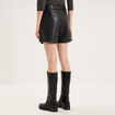 Jupe-short courte simili cuir &agrave; boutons noir femme