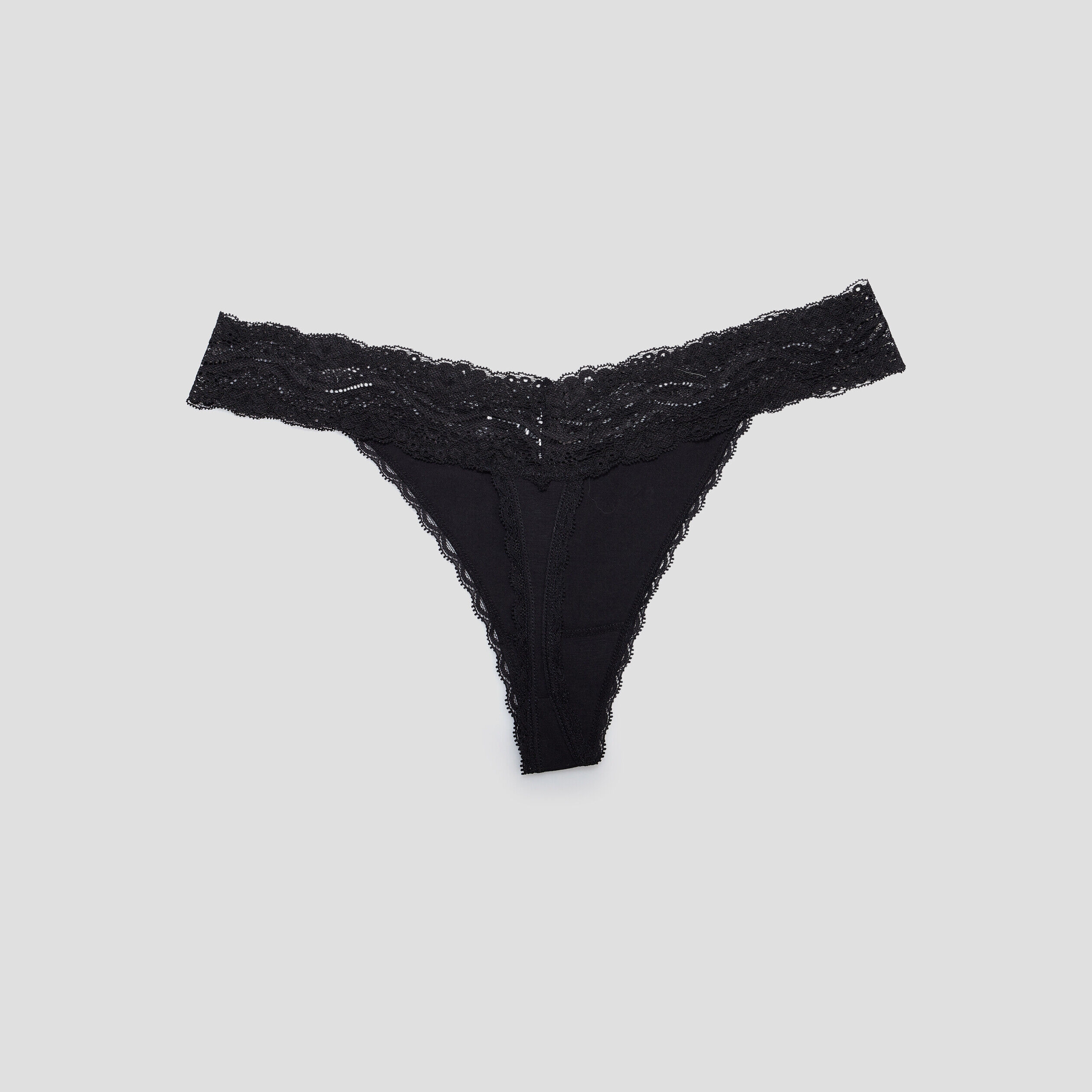 String femme pas cher. Lingerie sexy et confortable