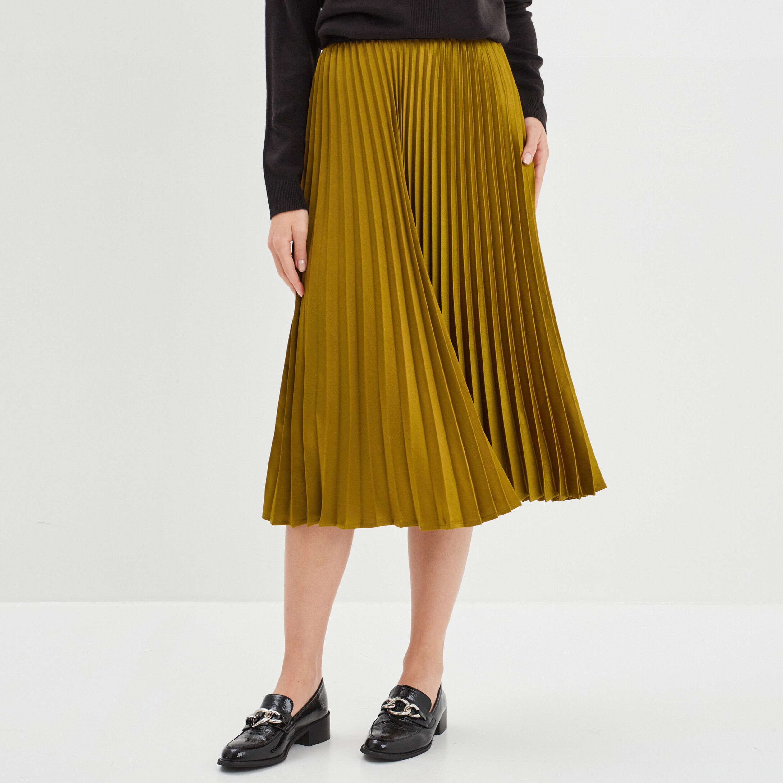 Jupe midi plissée en satin vert olive femme LH