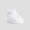 Chaussons effet velours blanc b&eacute;b&eacute;