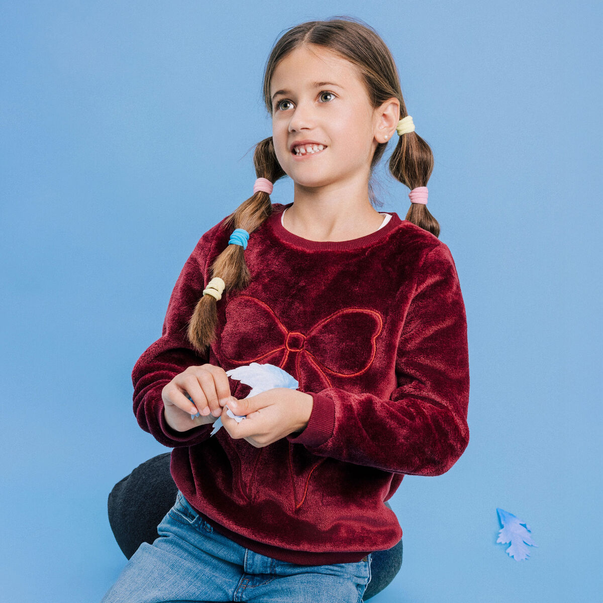 Sweat effet velours d&eacute;tails brod&eacute;s bordeaux fille