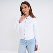 Veste en jean ajust&eacute;e boutonn&eacute;e denim blanc femme