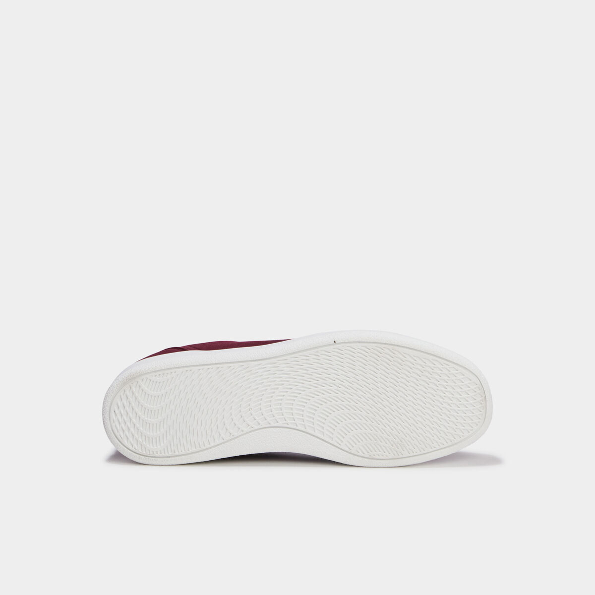 Baskets en su&eacute;dine &agrave; lacets bordeaux femme