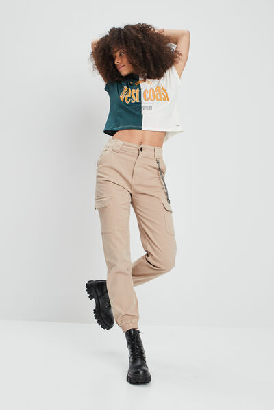 Pantalon cargo avec chaîne sable femme