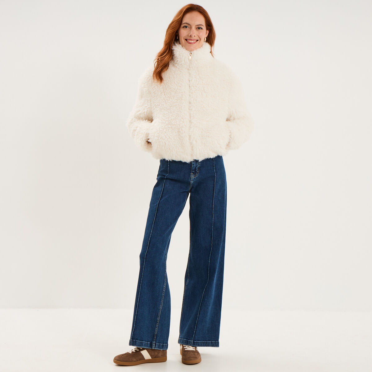 Veste courte fausse fourrure col montant ivoire femme