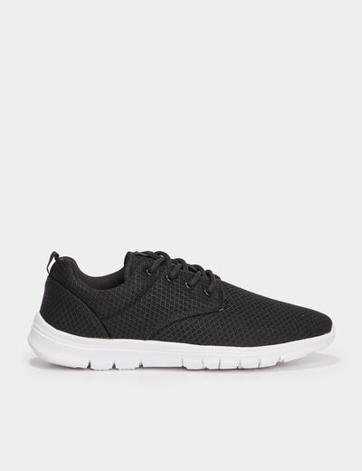 Baskets plates running crantées noir homme