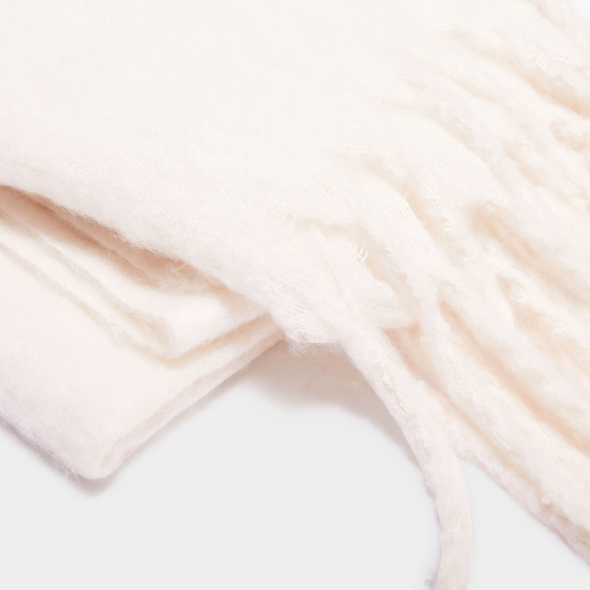 &Eacute;charpe &agrave; franges ivoire femme