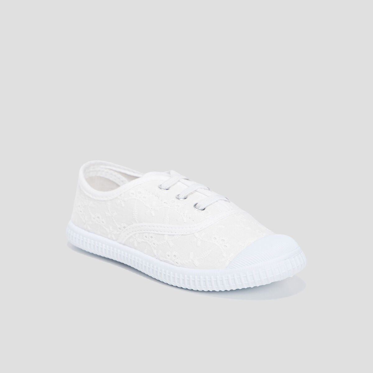 Tennis avec broderie anglaise en toile blanc fille