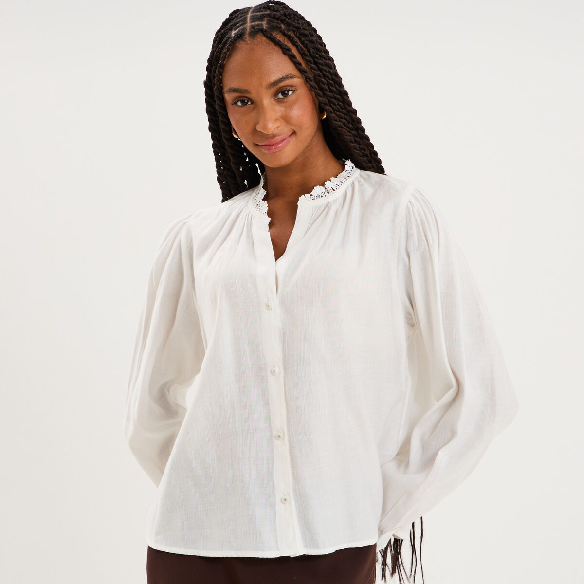 Blouse manches longues col dentelle blanc femme