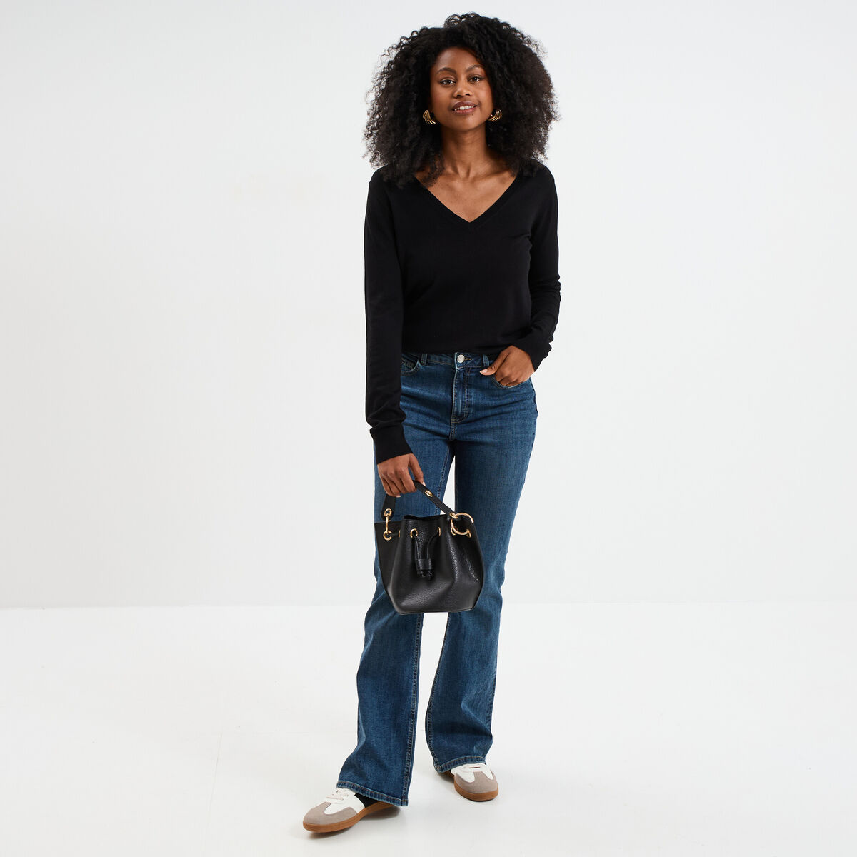 Pull col en V manches longues noir femme