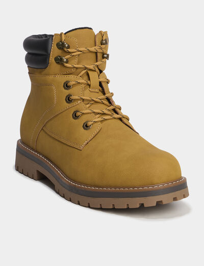 Bottines &agrave; bout rond lacets jaune homme